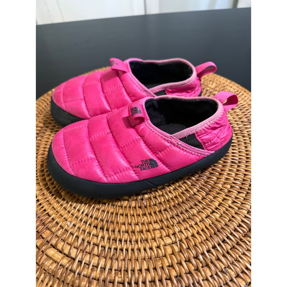 The North Face Kids Thermoball Traction Mule Pink Slip On Shoes NF0A39UX Size 2